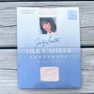 VTG Jaclyn Smith Silky Sheer Pantyhose Control Top Sandalfoot Beige Size C NOS